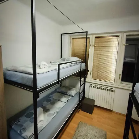 ホステル Fg 1861 サラエヴォ