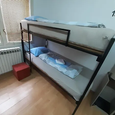 Fg 1861 Hostel