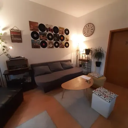 Fg 1861 ホステル サラエヴォ