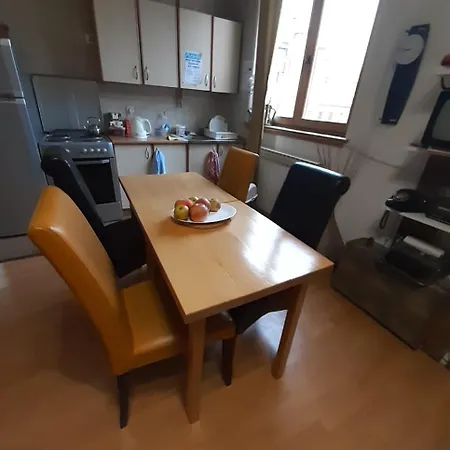 ホステル Fg 1861 サラエヴォ